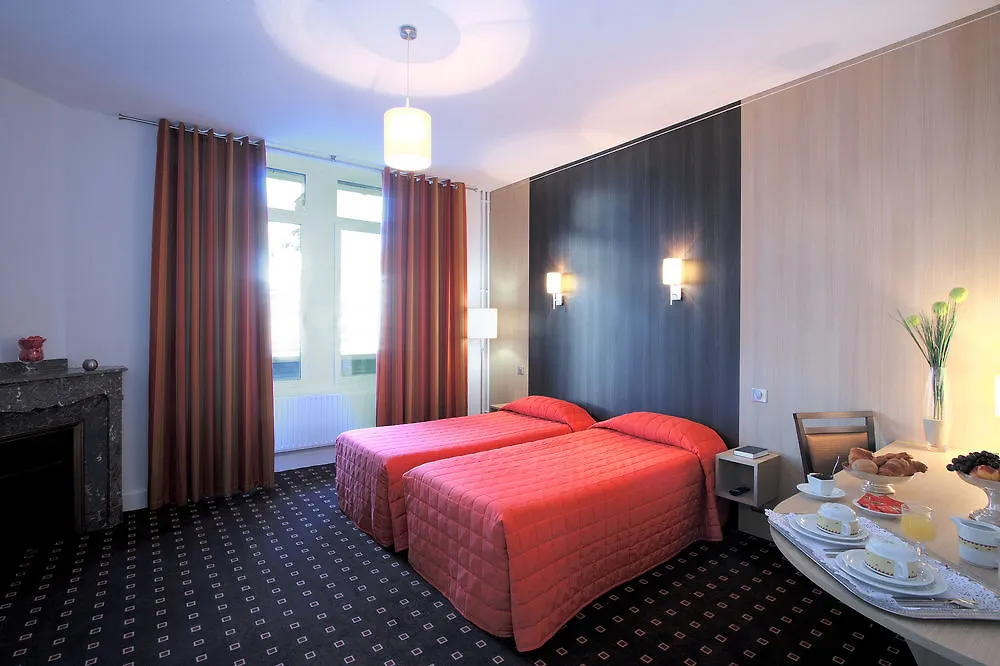 Hotel Hôtel Sainte-Rose Lourdes