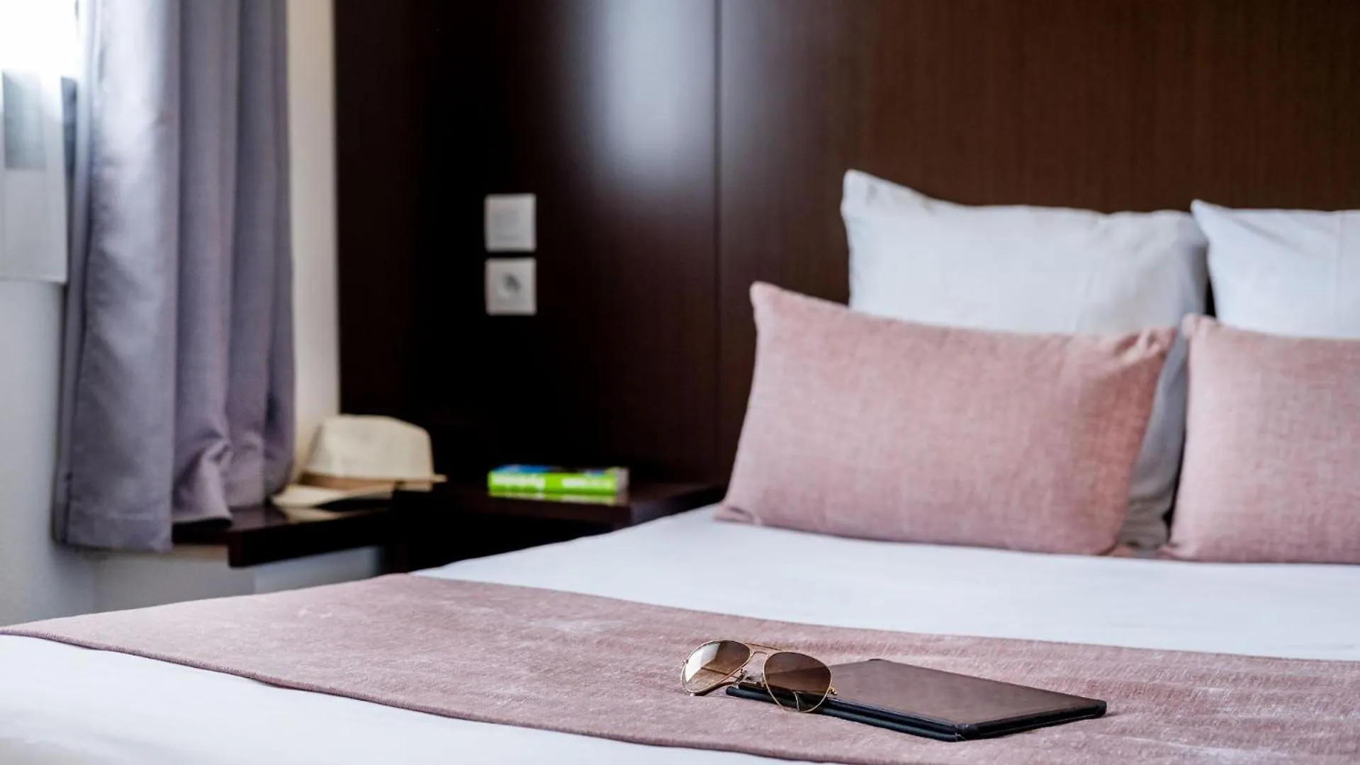 ***  Hotel Sainte-Rose Lourdes Francia
